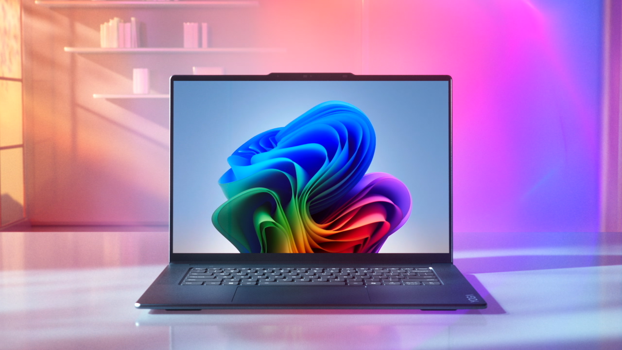 Yoga Slim 7i Aura Edition